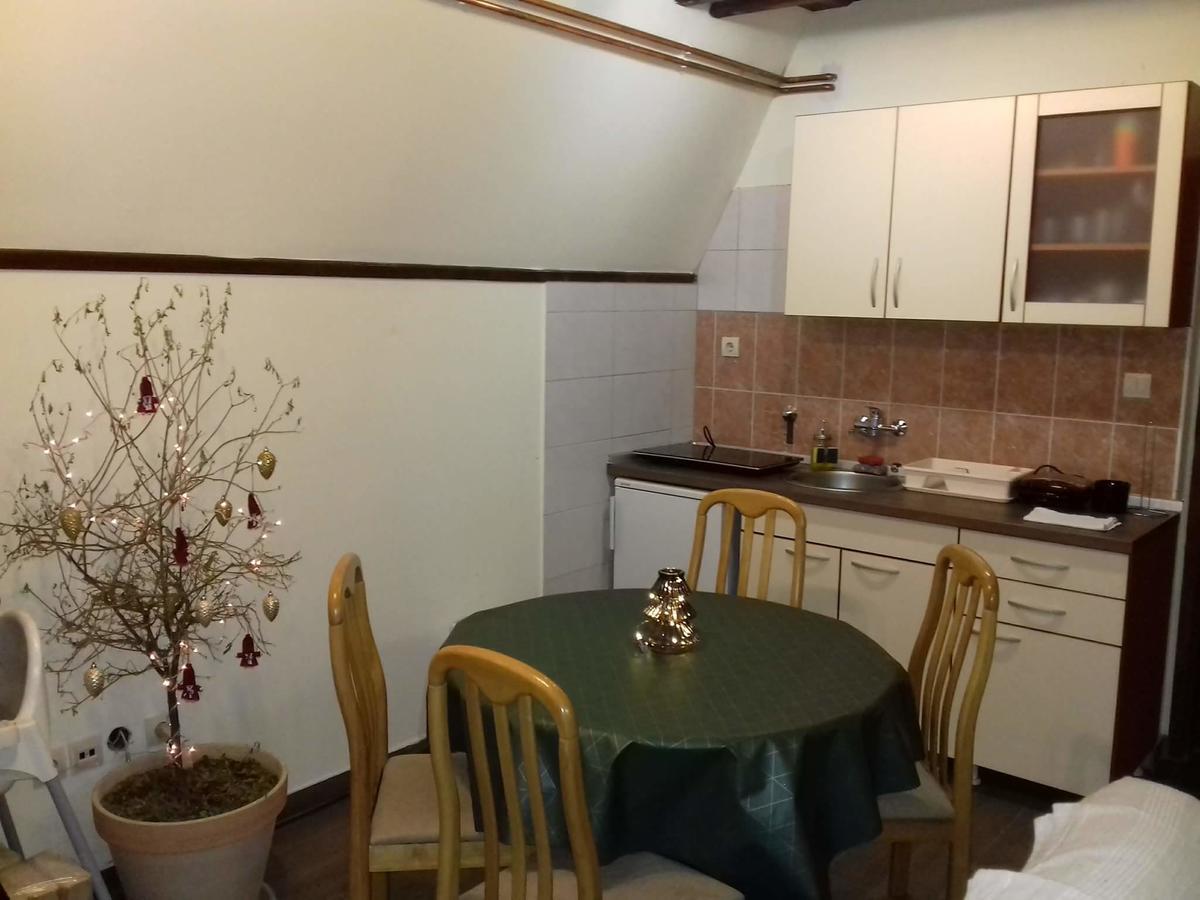 Viola I Detelina Apartments 페루사스 외부 사진