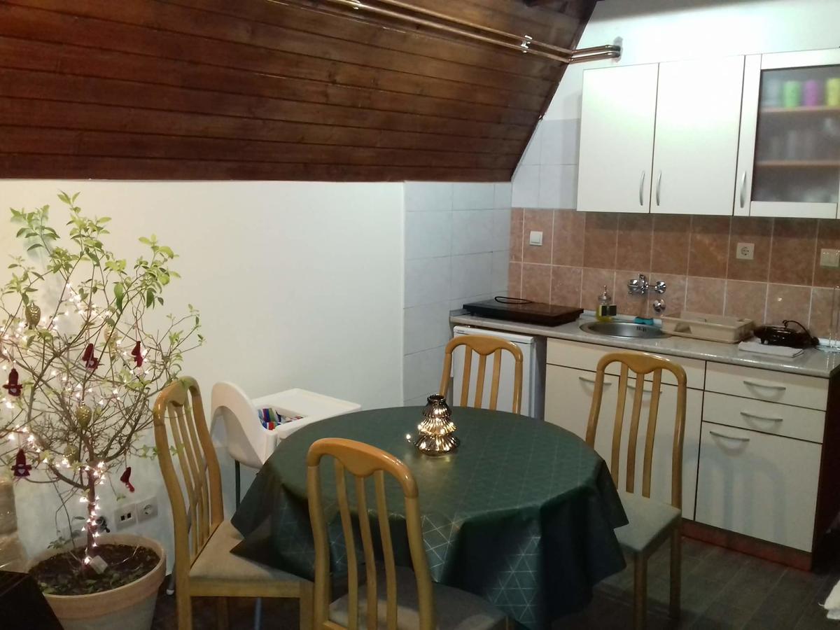 Viola I Detelina Apartments 페루사스 외부 사진
